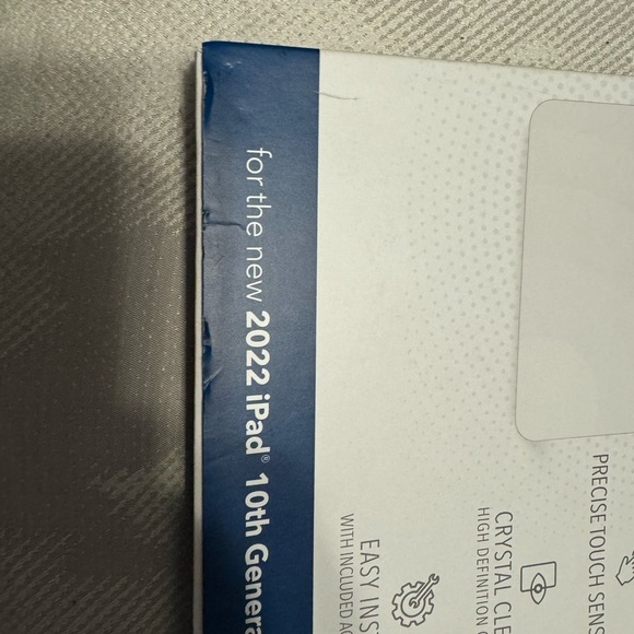 Insignia iPad Hard‎ Screen Protector. New in box. 10th Generation.9H Hardness. - Picture 7 of 11